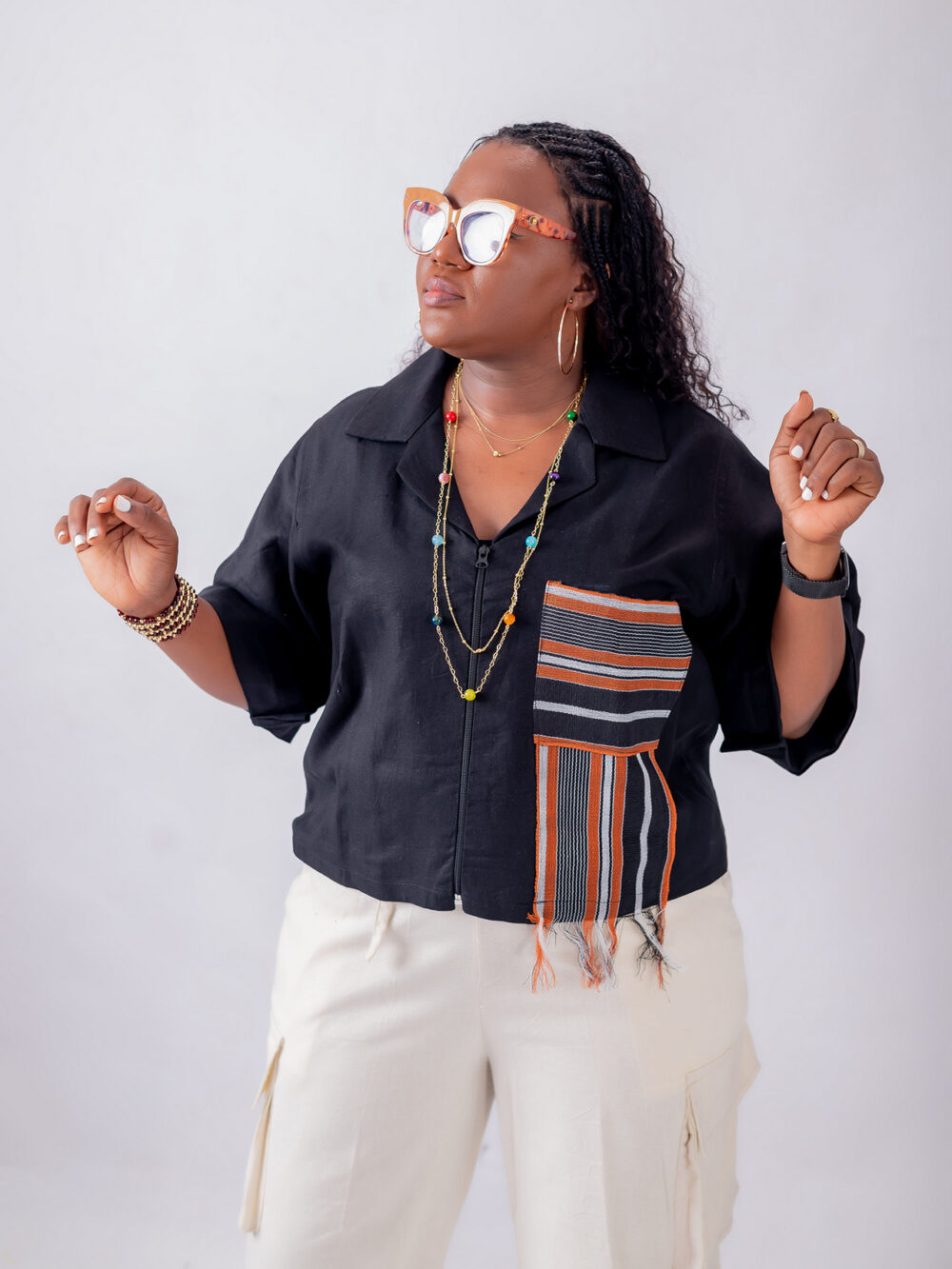 Ayinke Top (AT7)