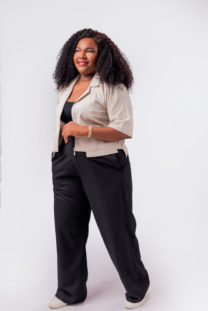 TOMI LINEN CROP TOP
