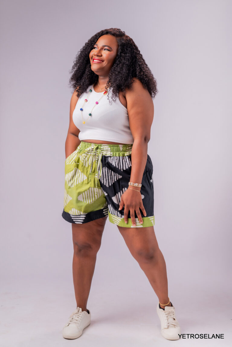 ADIRE SHORT